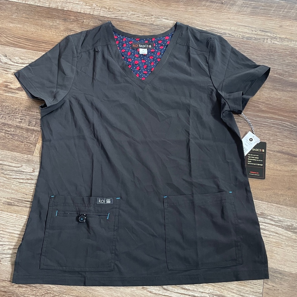 Koi basics stretch scrubs top New M
